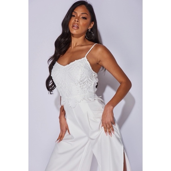 White Lace Sleeveless V-Neck Side Slit Wide Leg Jumpsuit Playsuit - Picture 6 of 15